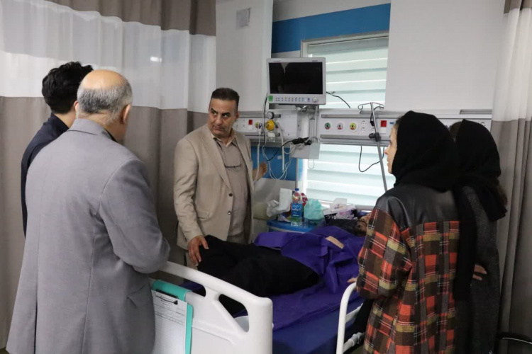 بازدید رییس دانشگاه علوم پزشکی اراک از بیمارستان حضرت ولیعصر(عج)